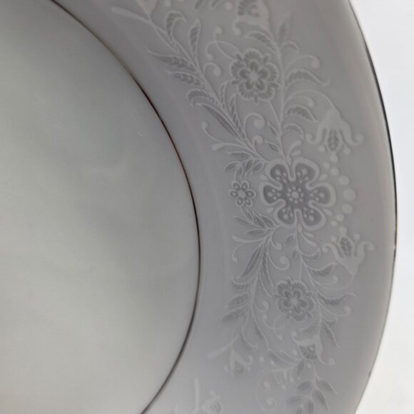 TWO Crown Ming Queen's Lace Soup Bowls White Flowers Platinum Trim - Picture 7 of 16